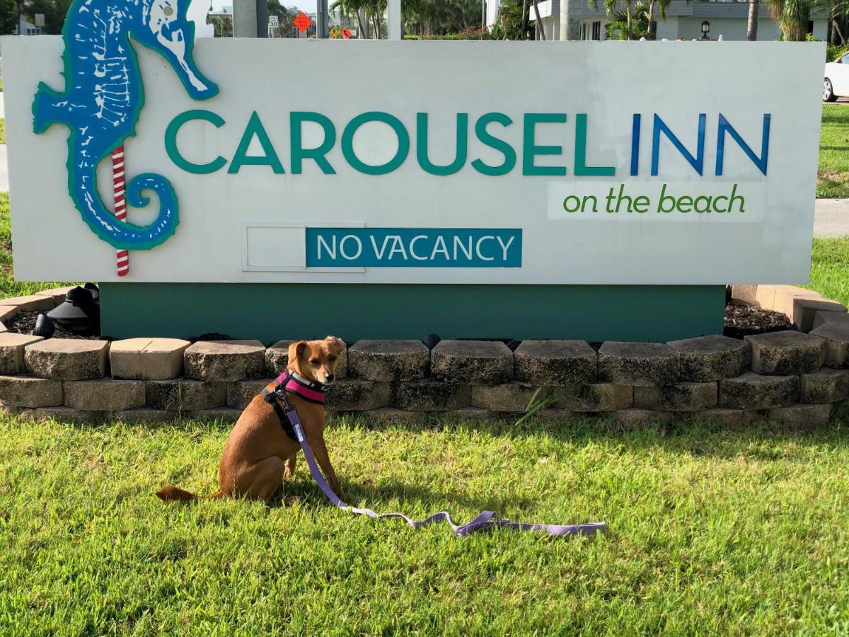 Carousel Beach Inn Fort Myers Beach Exterior photo