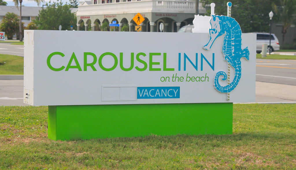 Carousel Beach Inn Fort Myers Beach Exterior photo